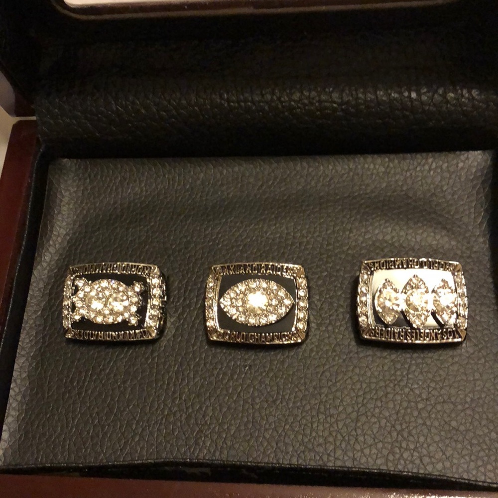 Oakland Raiders SB Ring. Set. (Not For Sale)
